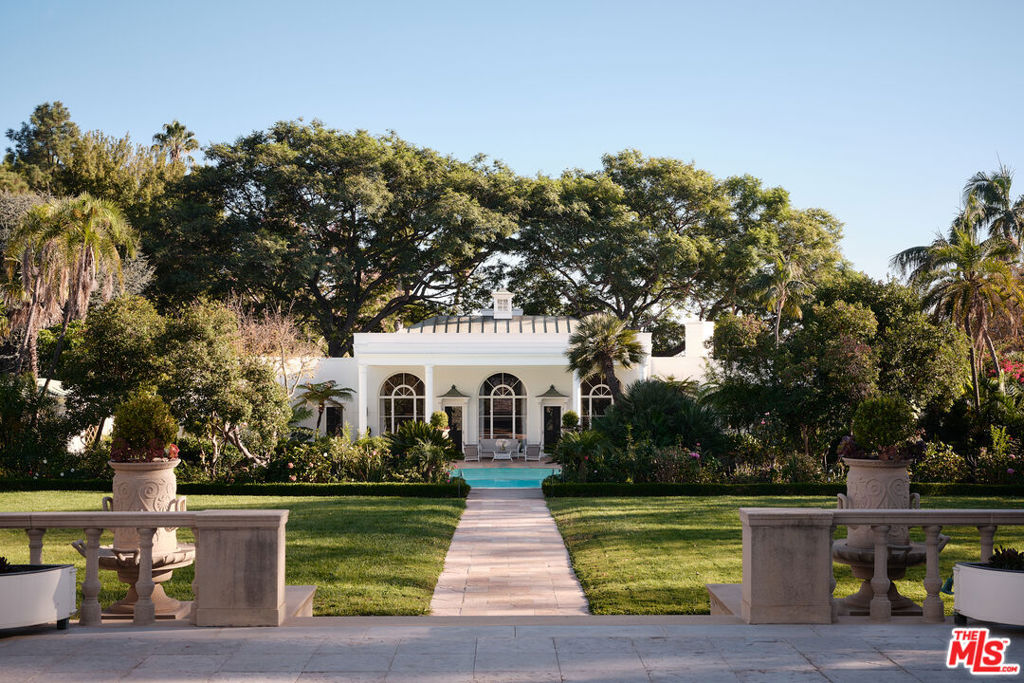Properties 4 10644 Bellagio Road