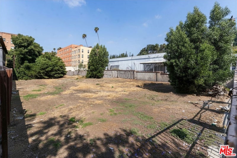 1853 Garfield Place