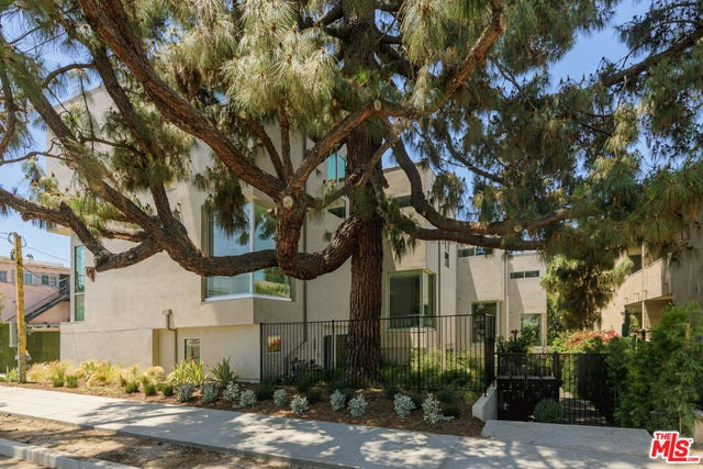 1125 Sanborn Avenue, Los Angeles