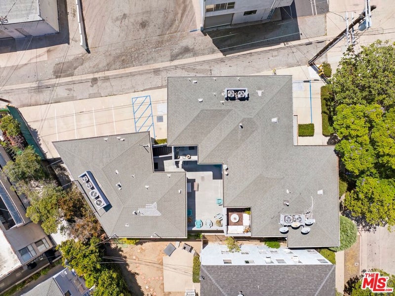1250 Edris Drive