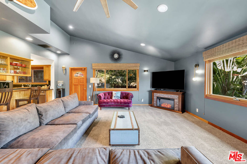 21832 Canon Drive