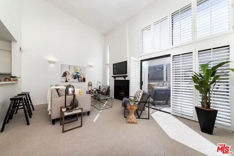 5255 Bellingham Avenue 208 Valley Village CA 91607