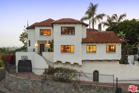 2801 Belden Drive Los Angeles CA 90068