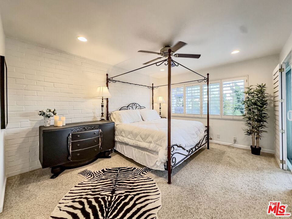 7560 Hollywood Boulevard 204