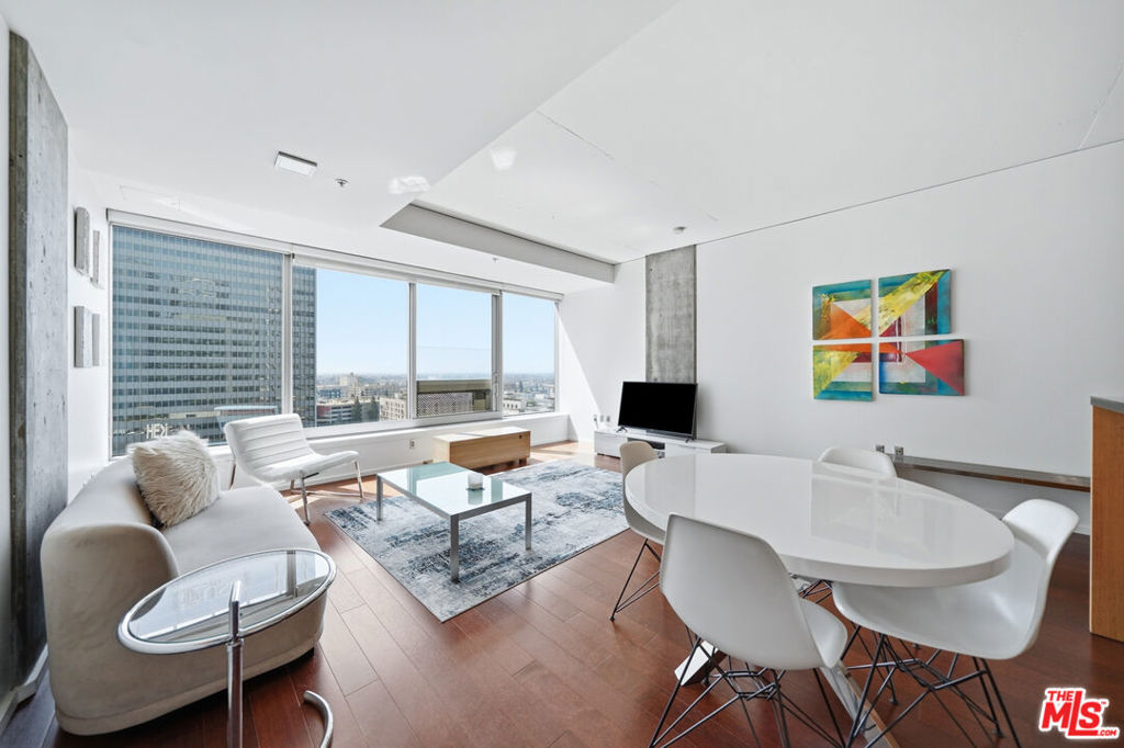 1155 S Grand Avenue 1405