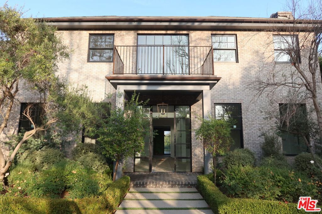 Properties 1 306 N Cliffwood Avenue