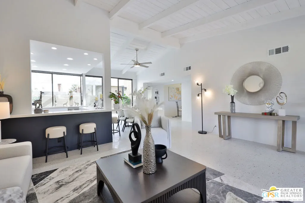 Palm Springs, California 92262, United States, 3 Bedrooms Bedrooms, ,2 BathroomsBathrooms,Residential,Active,132707