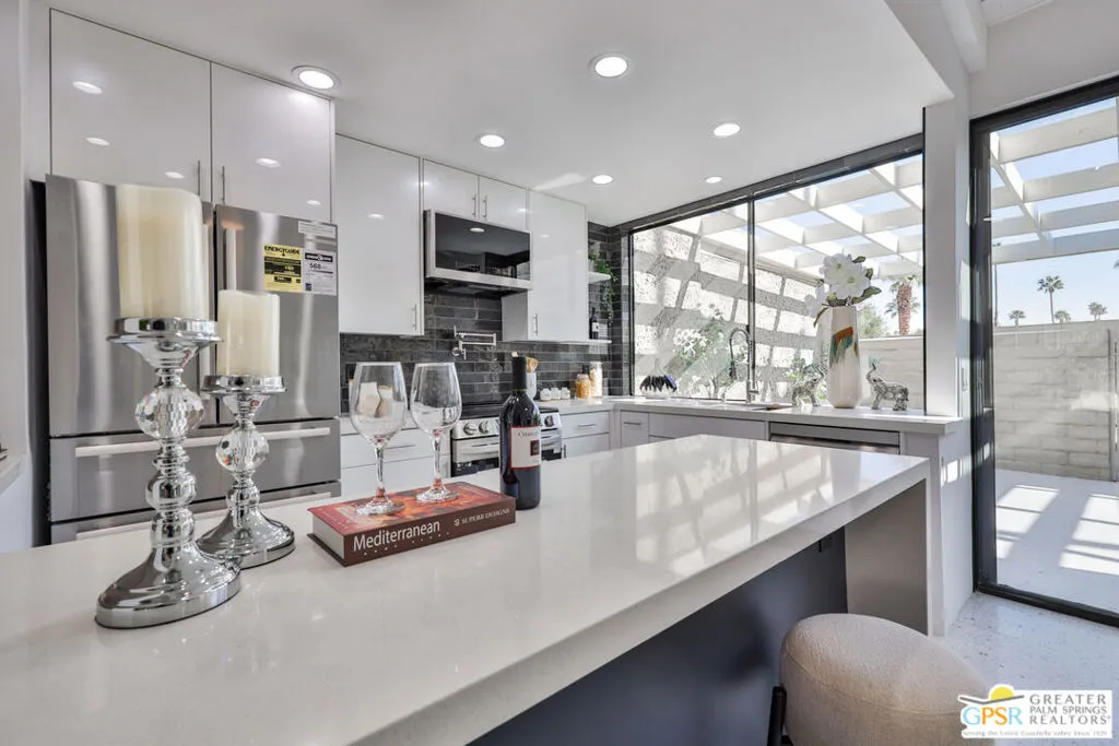 Palm Springs, California 92262, United States, 3 Bedrooms Bedrooms, ,2 BathroomsBathrooms,Residential,Active,132707