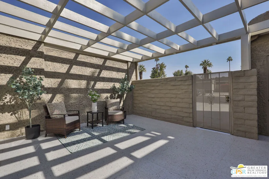 Palm Springs, California 92262, United States, 3 Bedrooms Bedrooms, ,2 BathroomsBathrooms,Residential,Active,132707