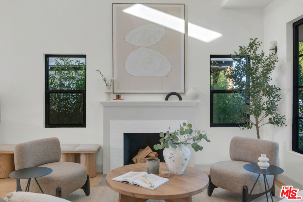 3617 Hillcrest Drive