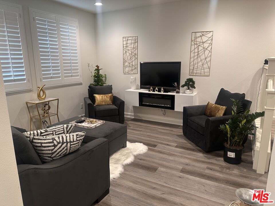 3970 S Oasis Paseo 222
