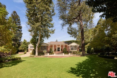 1001 N Crescent Drive Beverly Hills CA 90210