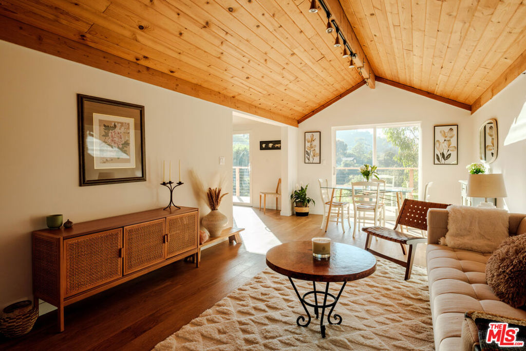 19777 Grand View Drive