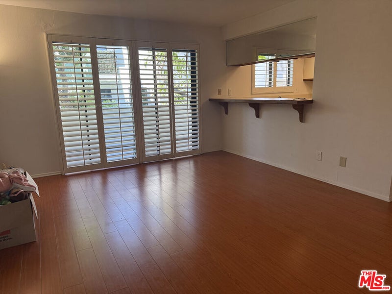 5000 S Centinela Avenue 214
