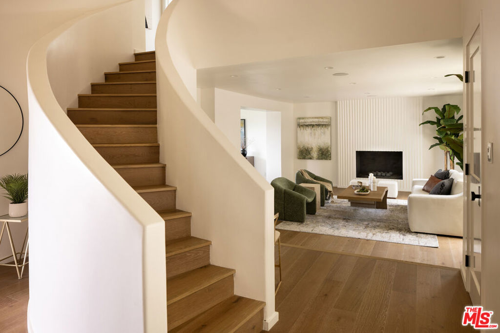 8620 Skyline Drive