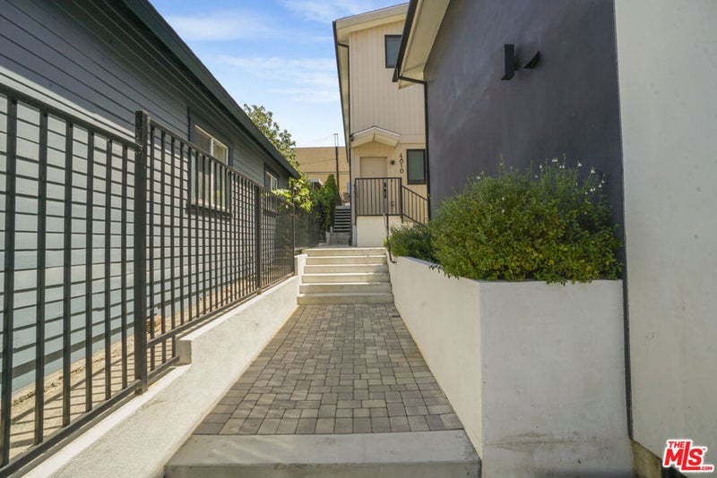 4810 Mascot Street