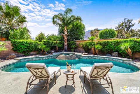 Photo of 227 N Luring Drive, Palm Springs, CA 92262 (MLS # 26864285PS)