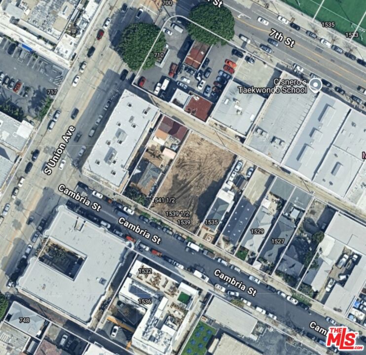 1537 Cambria Street