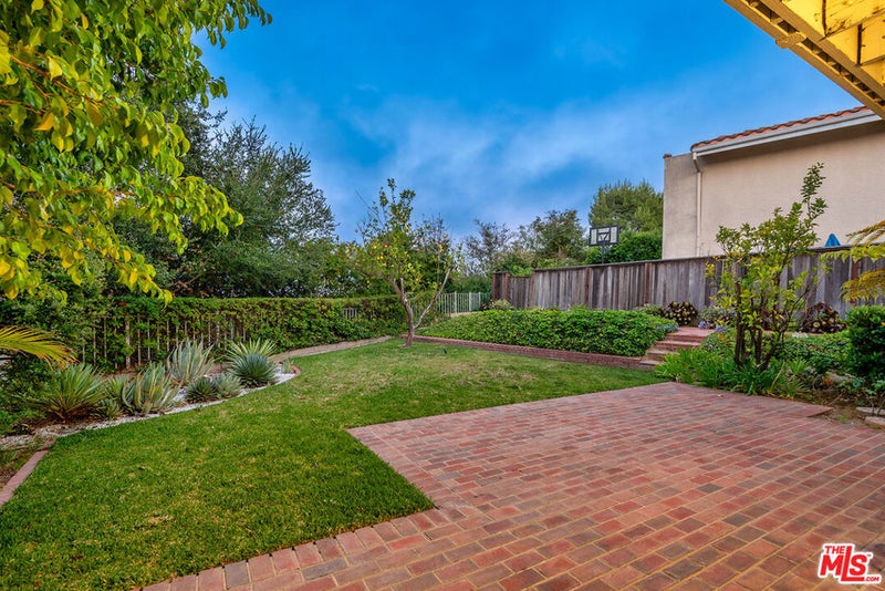 2788 Bottlebrush Drive