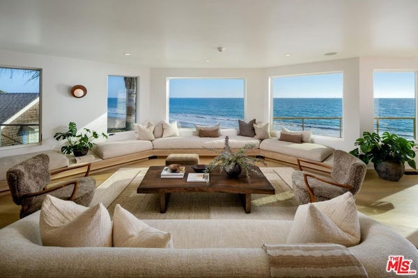3595 PADARO LN, CARPINTERIA, CA 93013 - Image 4c370d8165e1dfbf0b0e79f1a2ebdf3b/2843201217
