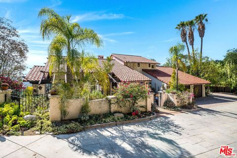 1382 Edgehill Place Pasadena CA 91103