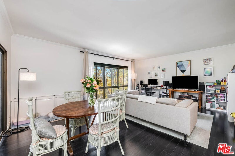 631 Wilcox Avenue 3F