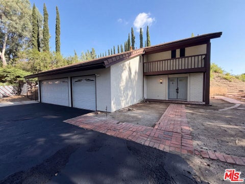 Photo of 11569 Viking Avenue, Los Angeles, CA 91326 (MLS # 26990119)