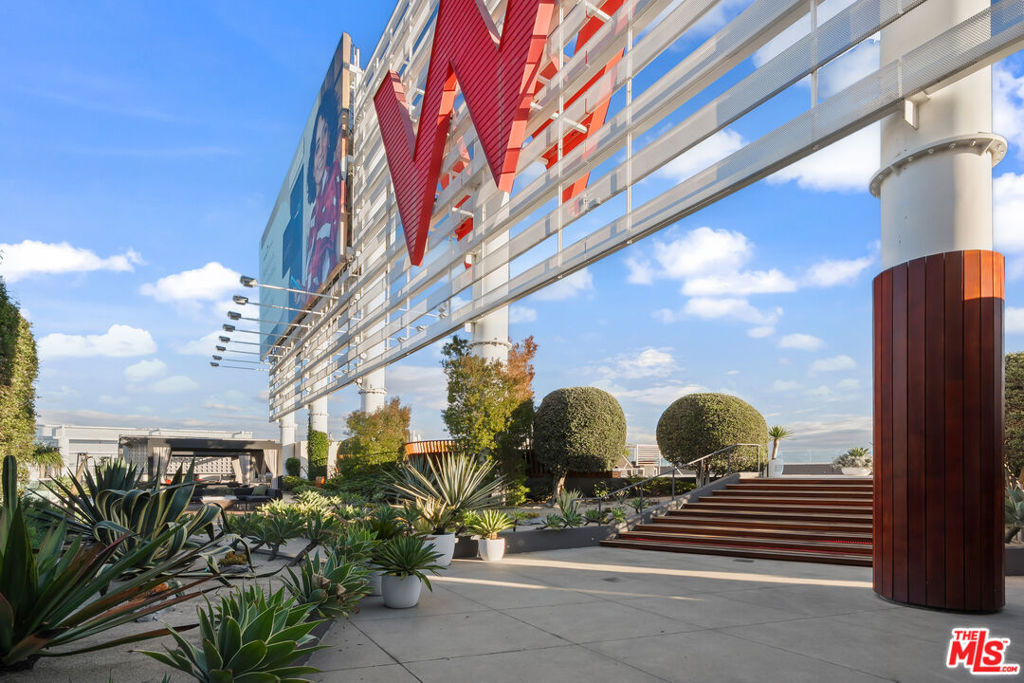 6250 Hollywood Boulevard 11H