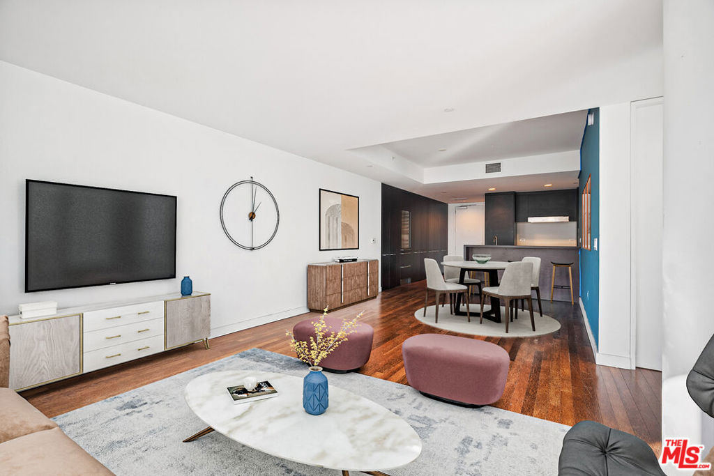 6250 Hollywood Boulevard 11H