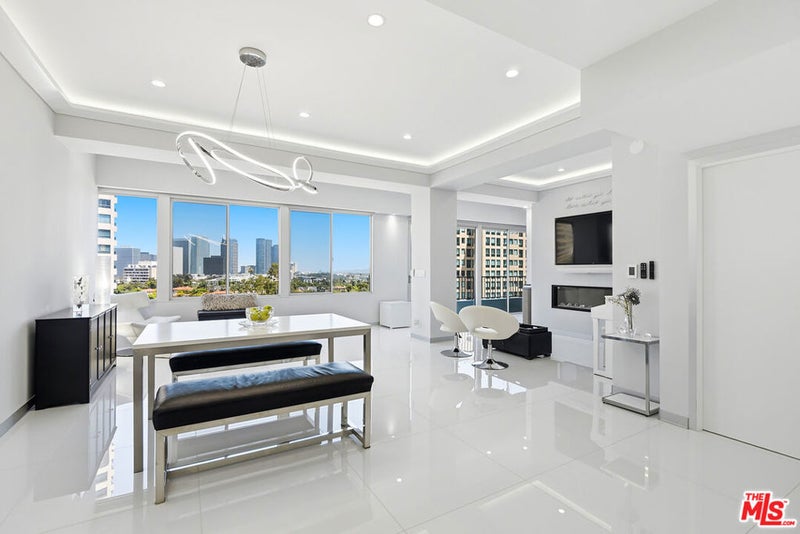 10501 Wilshire Boulevard 1007