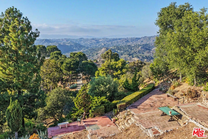 2188 Tuna Canyon Road