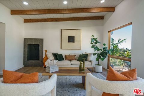 6374 Macal Place Los Angeles CA 90068