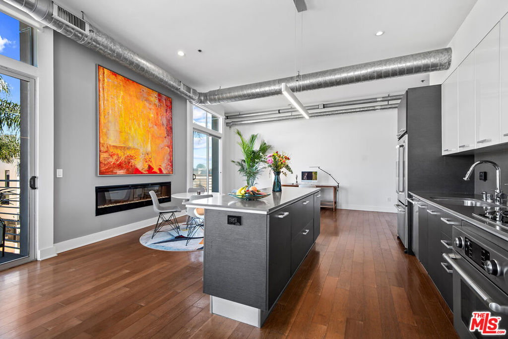 13320 Beach Avenue 304