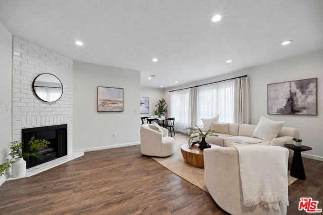 21811 Saticoy Street 23 #23, Los Angeles