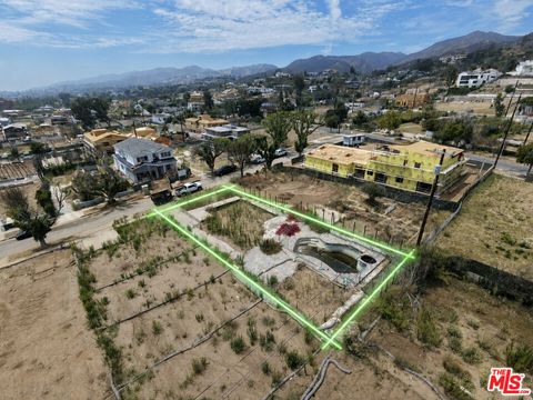 Photo of 1156 Galloway Street, Los Angeles, CA 90272 (MLS # 26864579)