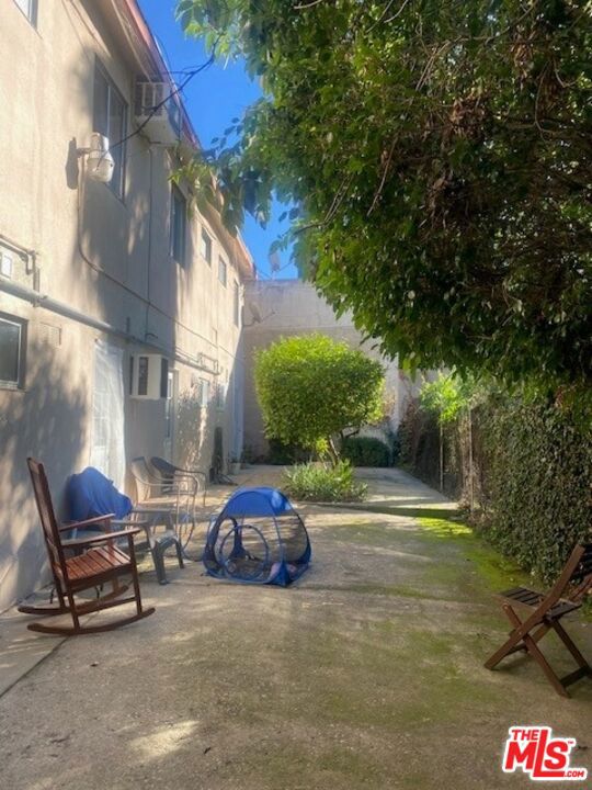 10926 Hortense Street