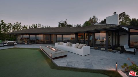 4 Buckboard Lane Rolling Hills CA 90274