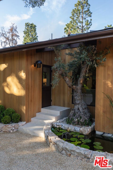 4146 High Valley Road