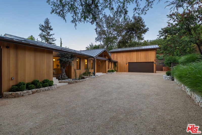 4146 High Valley Road