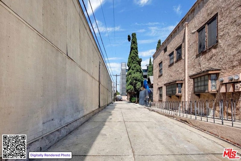 4149 Melrose Avenue