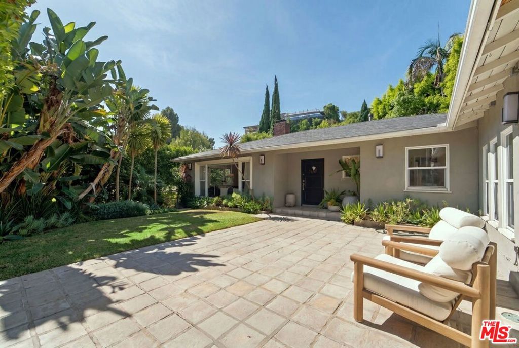 1425 Belfast Drive