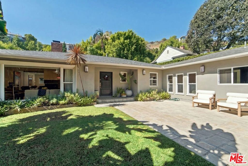1425 Belfast Drive