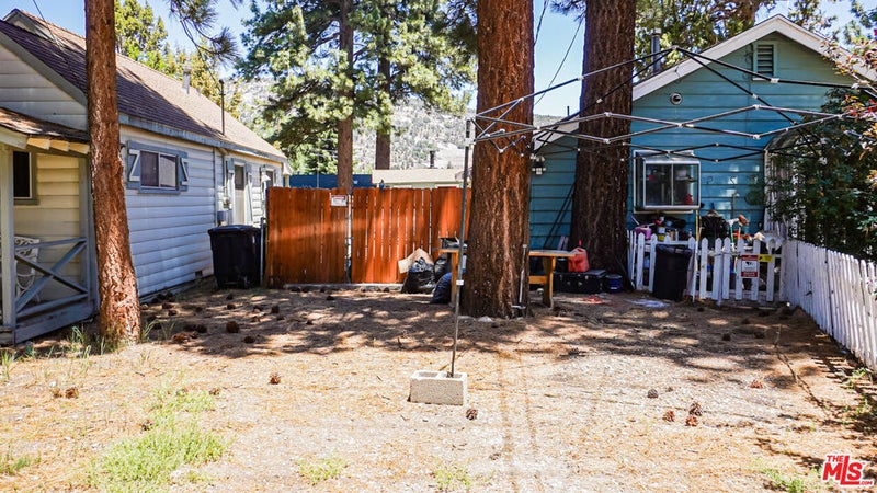 813 E Mountain View Boulevard