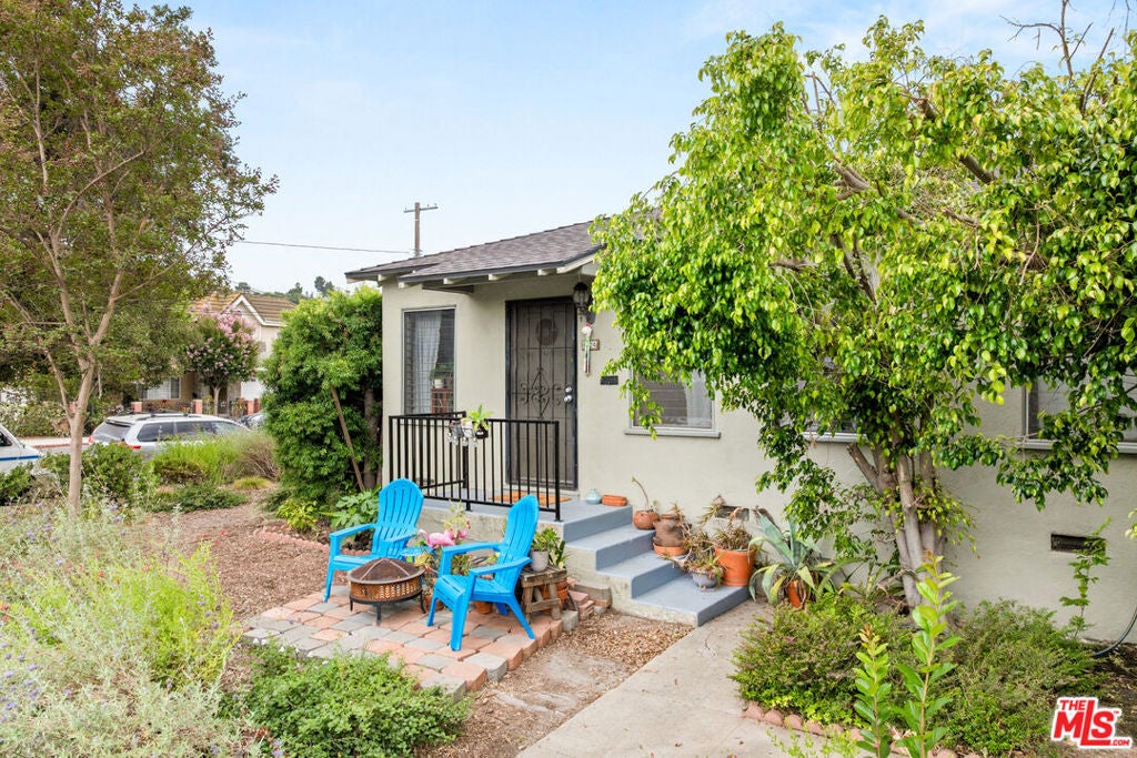 6720 Ferrara Street