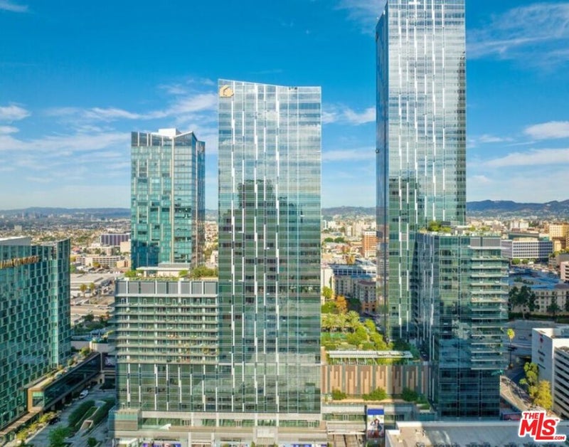 889 Francisco Street 1206