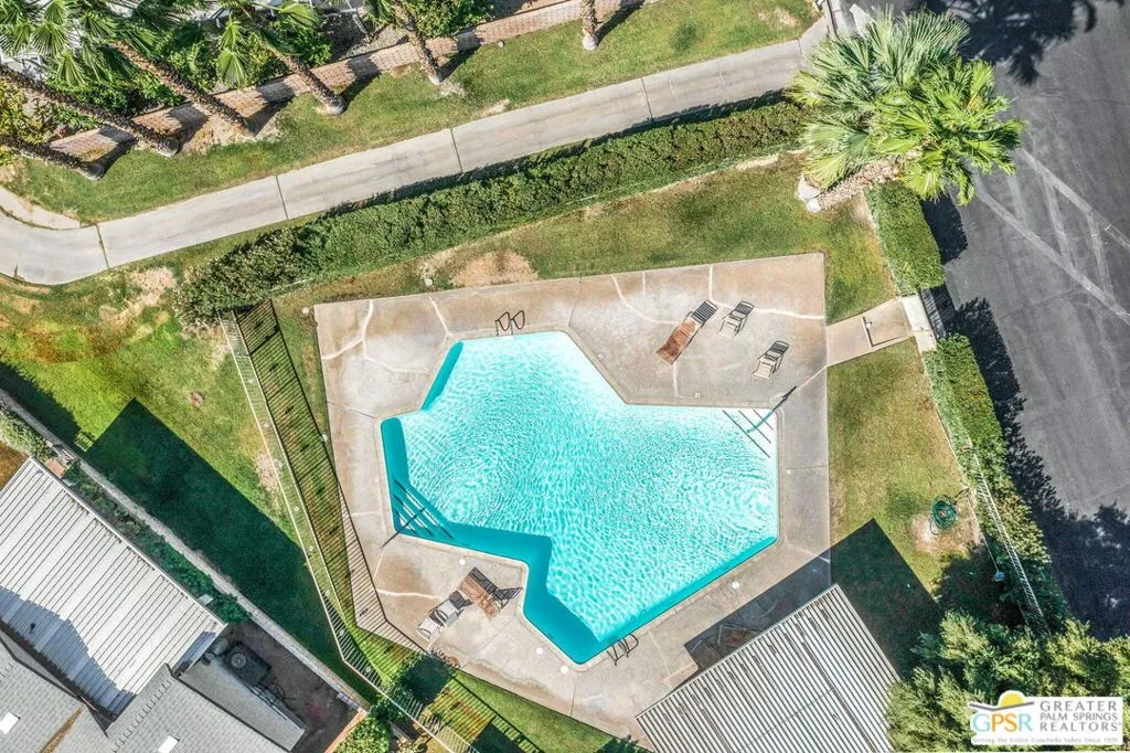 Thousand Palms, California 92276, United States, 2 Bedrooms Bedrooms, ,2 BathroomsBathrooms,Residential,Active,219865