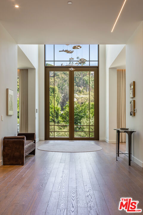 Properties 3 1395 N Doheny Drive