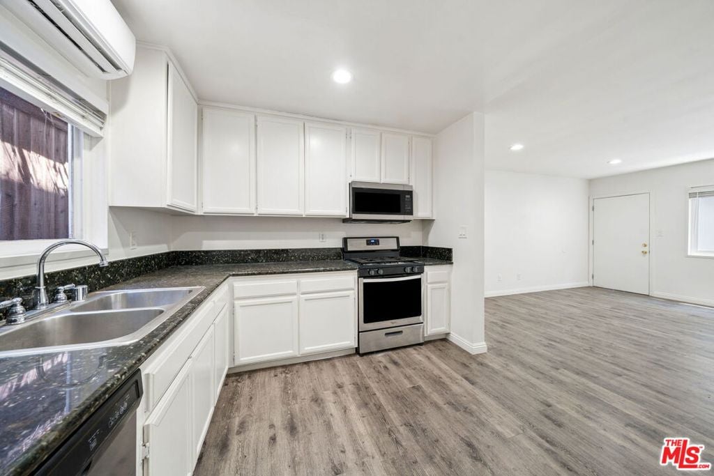 510 Pacific Avenue 3
