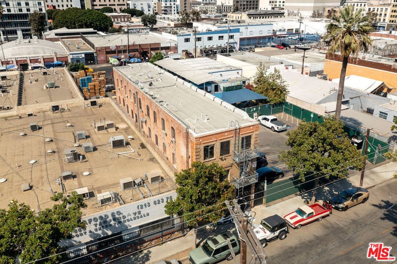 553 Stanford Avenue