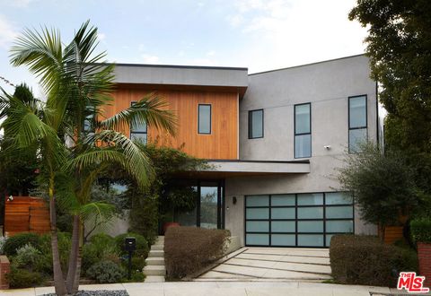 11928 Windward Avenue Los Angeles CA 90066